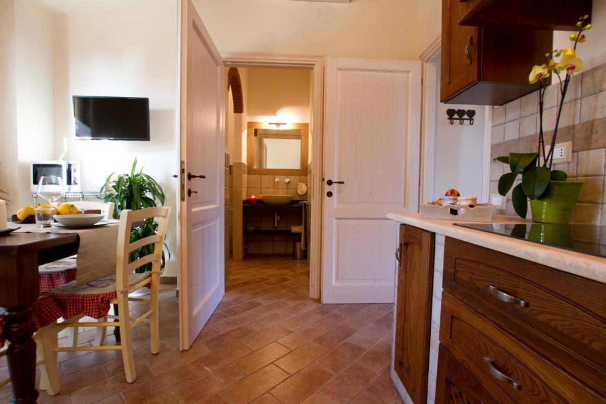 Il Bottaccio Casa Di Campagna เวนตูรีนา แตร์เม ภายนอก รูปภาพ