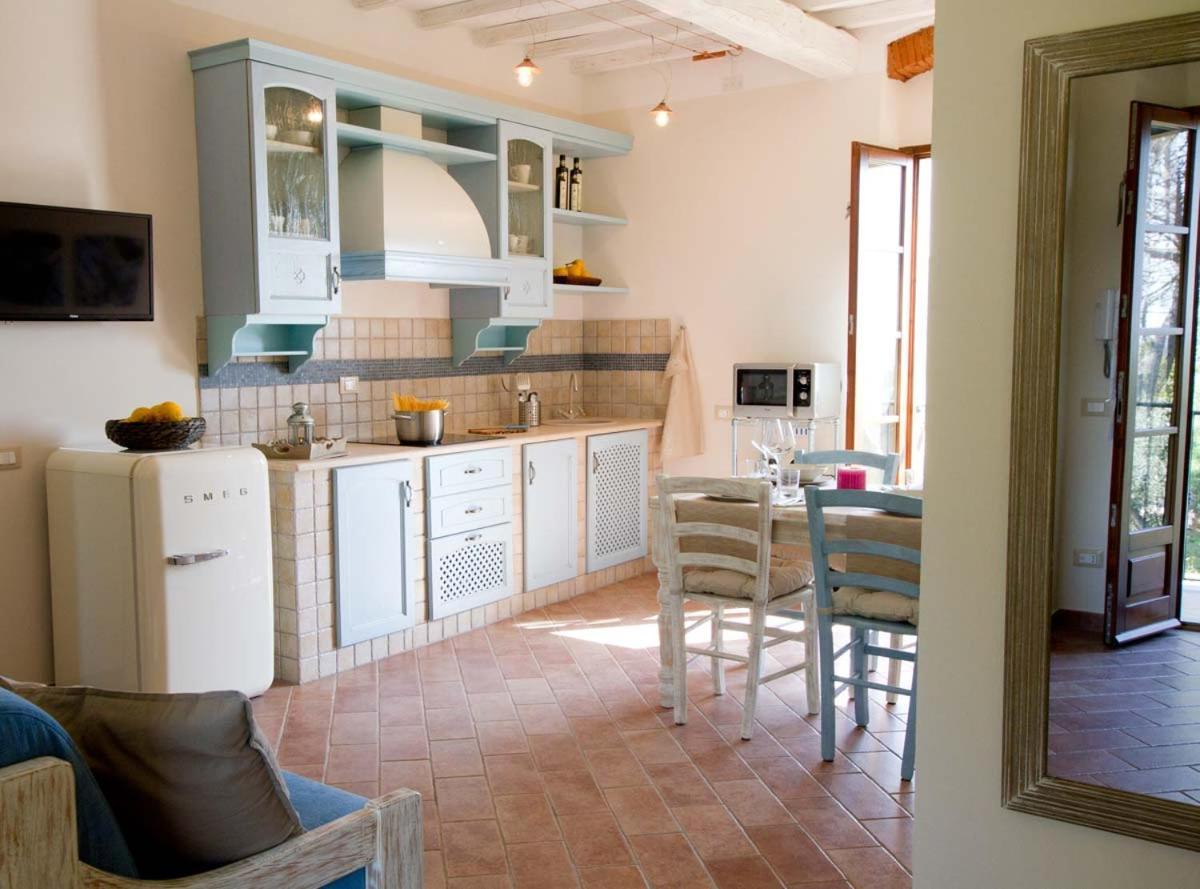 Il Bottaccio Casa Di Campagna เวนตูรีนา แตร์เม ภายนอก รูปภาพ