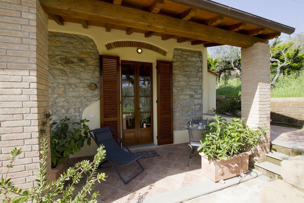 Il Bottaccio Casa Di Campagna เวนตูรีนา แตร์เม ห้อง รูปภาพ